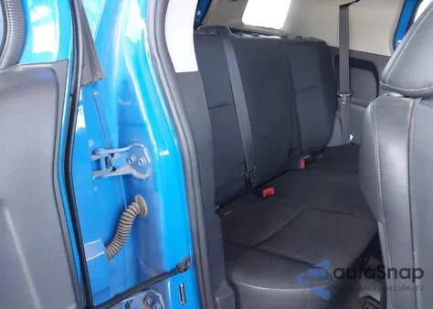 2007 Toyota Fj Cruiser z USA, uszkodzony, nr VIN JTEBU11F070072067